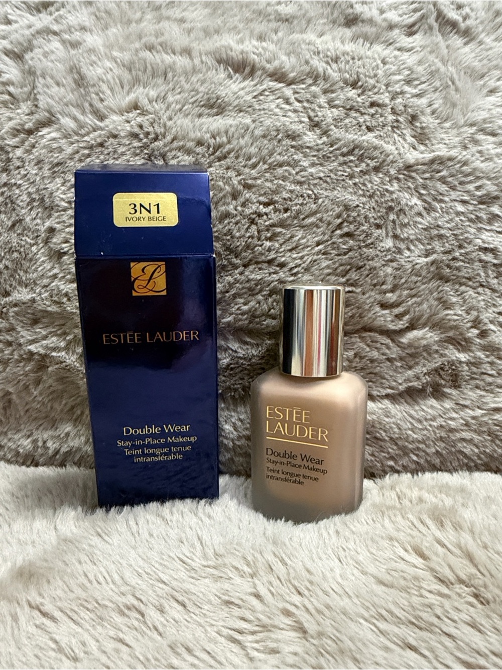 Estee Lauder Double Wear Foundation - Ivory Beige (3N1)